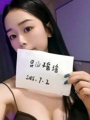 服务系小姐姐
